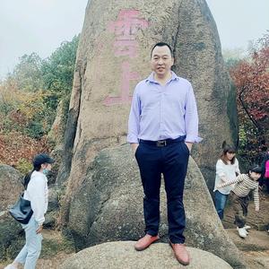 一往无前老李哥头像