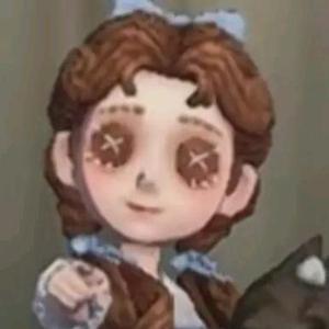 银铃小mua孩头像