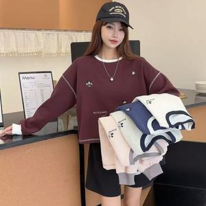 依妃采头像