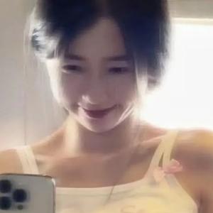 祁苒欣头像
