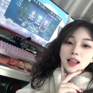 一个深爱的女孩头像