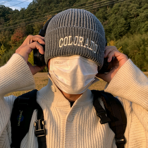 飞灰机的龍哥头像