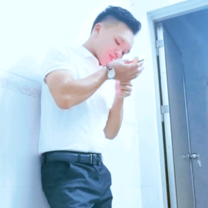 別無所求皆所願头像